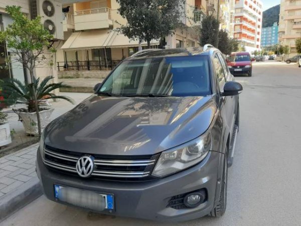 Tirane, shes xhip Volkswagen Viti 2017, 19000 Euro