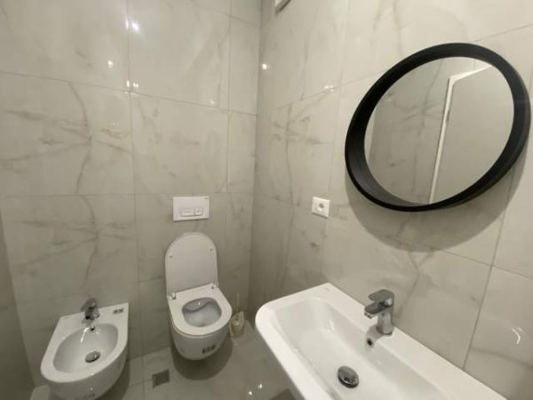 Tirane, jap me qera apartament 1+1+BLK Kati 5, 50 m² 300 Euro (Pasho hysa)
