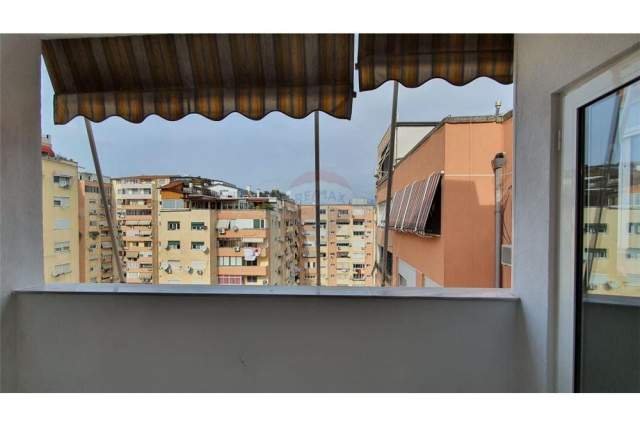Tirane, shitet apartament 2+1+BLK Kati 9, 82 m² 144.500 Euro
