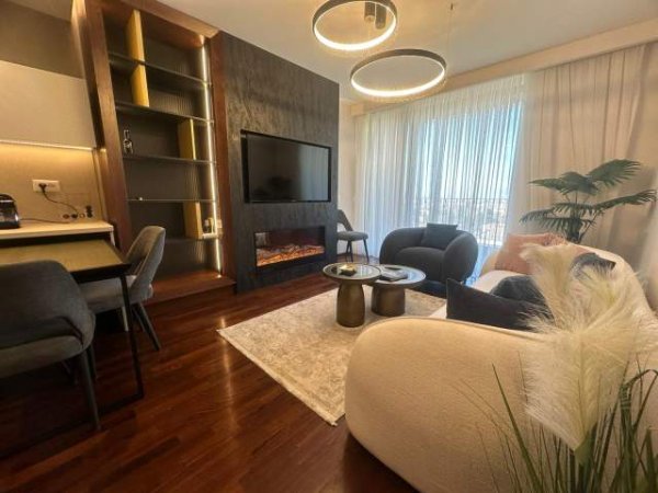 Tirane, shitet apartament 2+1+BLK Kati 9, 103 m² 200.000 Euro (rruga Dibres)