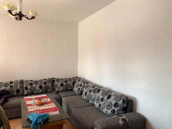 Tirane, jepet me qera apartament 1+1+BLK Kati 9, 62 m² 350 Euro (Ish Ambasada Jugosllave)