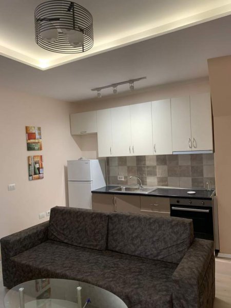 Tirane, shitet apartament 2+1 Kati 1, 70 m² 83.000 Euro (prane Xhamise, Kopeshti Botanik)