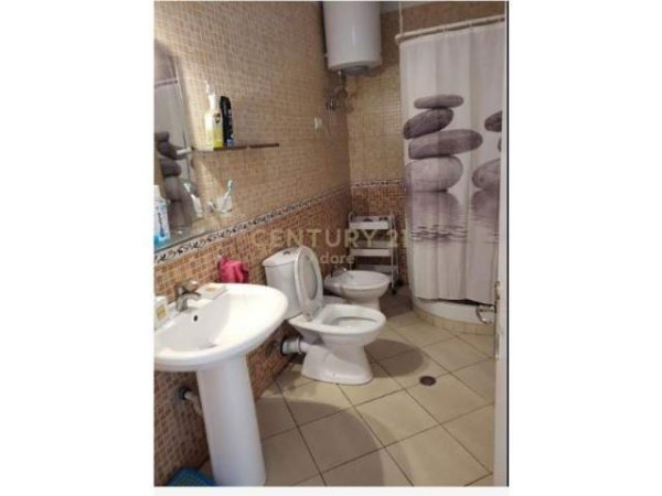 Tirane, jepet me qera apartament 2+1+BLK Kati 7, 112 m² 550 Euro (Hipoteka)