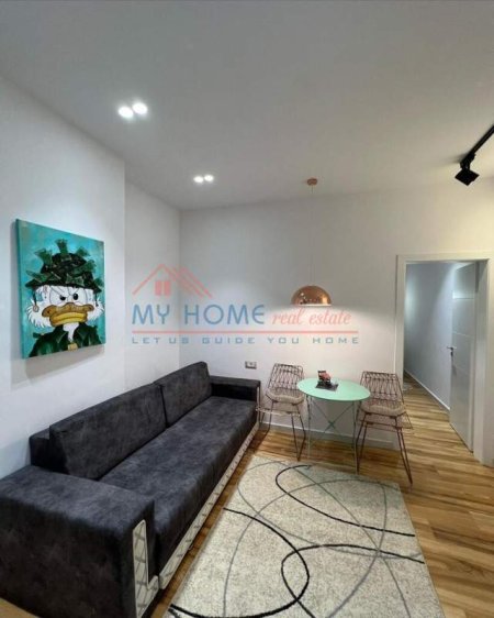 Tirane, shitet apartament 1+1 145 m² 290.000 Euro (rruga e durrsit)