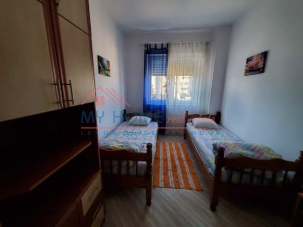 Tirane, jepet me qera apartament 2+1+BLK Kati 1, 96 m² 450 Euro (rruga e dibres)