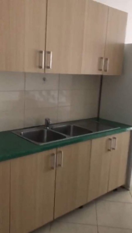 Tirane, jepet me qera apartament 1+1+BLK Kati 1, 57 m² 400 Euro (Kopeshti Zoologjik)