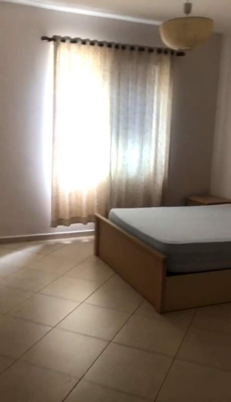 Tirane, jepet me qera apartament 1+1+BLK Kati 1, 57 m² 400 Euro (Kopeshti Zoologjik)