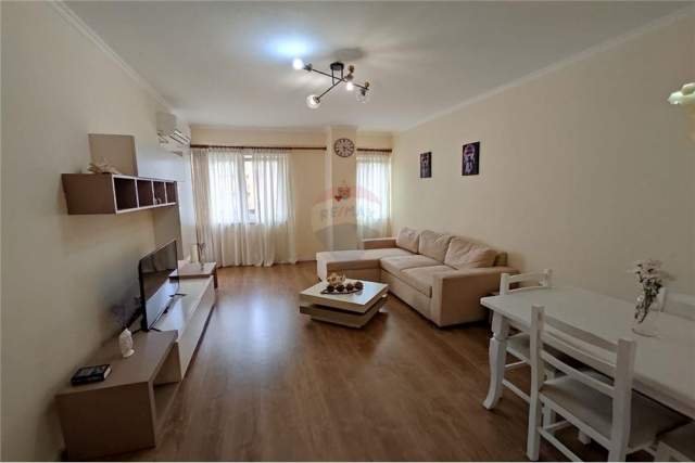 Tirane, jepet me qera apartament 2+1+BLK Kati 4, 80 m² 650 Euro (Artan Lenja)