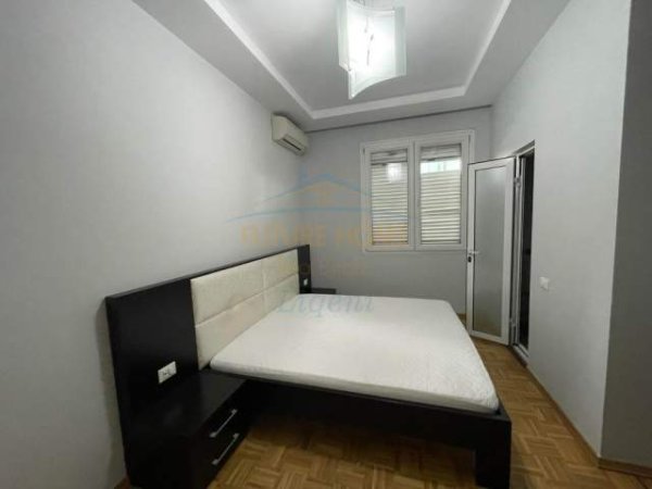 Tirane, jepet me qera apartament Kati 5, 88 m² 600 Euro (Shallvaret)