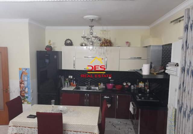 Vlore, shitet apartament 2+1+BLK Kati 6, 105 m² 97.000 Euro (Rruga Sadik Zotaj, Vlorë)