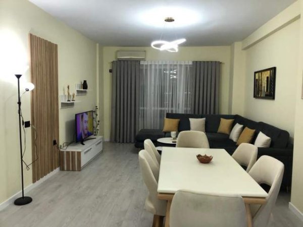 Tirane, jepet me qera apartament 2+1+BLK Kati 4, 120 m² 430 Euro (rruga loni ligori)