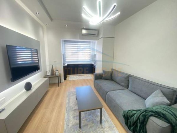 Tirane, shitet apartament 1+1+BLK Kati 5, 68 m² 108.000 Euro (Myslym Shyri)
