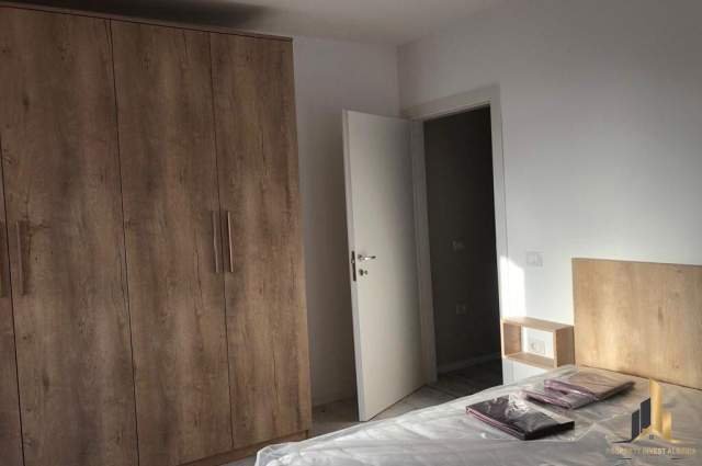 Tirane, shes apartament 2+1+BLK Kati 5, 82 m² 135.000 Euro (Garda)