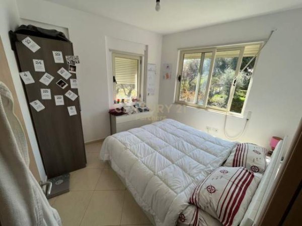Tirane, jepet me qera apartament 2+1 Kati 3, 82 m² 400 Euro (Rruga Peti)