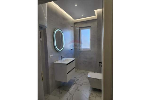 Tirane, shitet apartament 1+1+A+BLK Kati 8, 56 m² 89.000 Euro (Karl Gega)