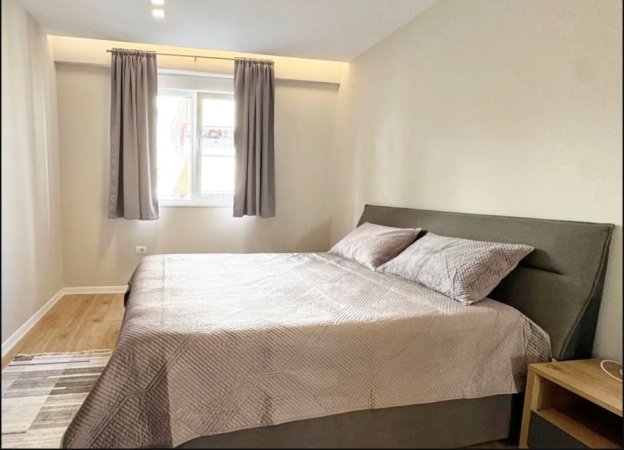 Tirane, shitet apartament 2+1+Ballkon , (Liqeni i thate,Green Terrace FZ)