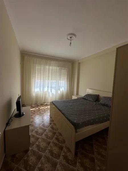 Tirane, jepet me qera apartament 2+1+Ballkon Kati 7, 110 m² 500 € (Astir , Market Jata)