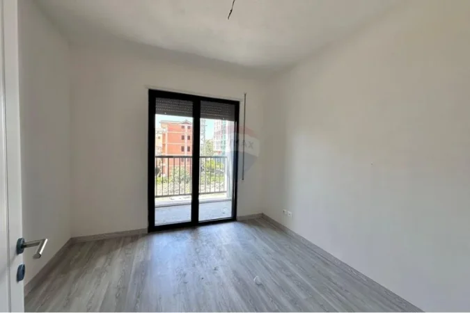 Tirane, jepet me qera , 85 m² 451 € (Bulevardi i Ri)