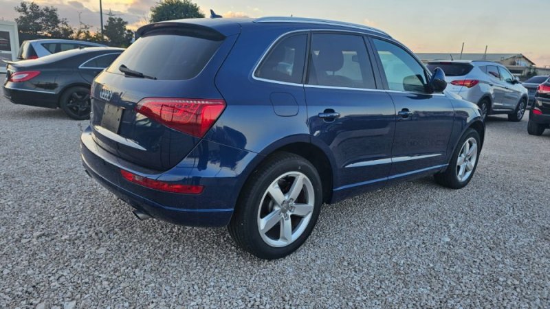Durres, shitet SUV | Xhip Audi Q5 2.0 Gaz+Benzin Siguracion+Targa Benzin+Gaz, blu e errët automatik Klima 9.500 €