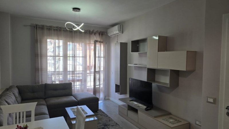 Tirane, jepet me qera apartament 1+1+Ballkon Kati 6, 70 m² 450 € (Astir)