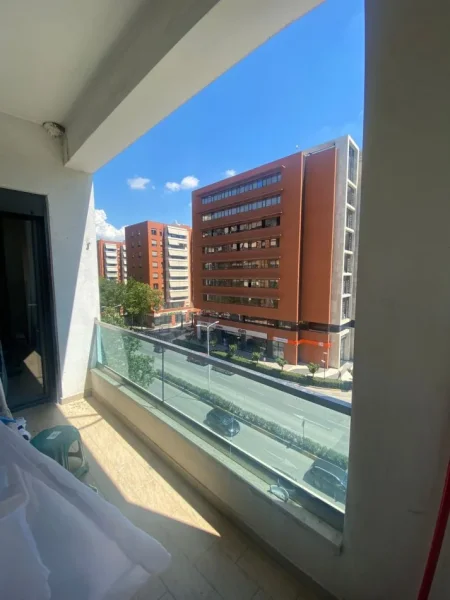 Tirane, shitet 2+1+Ballkon Kati 3, 111 m² 250.000 € (Shitet Apartament 2+1 – Rruga e Kavajës, Tibo)