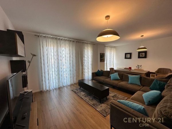 Tirane, jepet me qera apartament duplex 2+1 Kati 8, 145 m² 1.500 € (Rrugen E Kavajes)