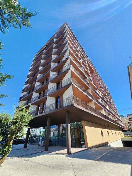 apartament per shitje rruga kosovareve.jpeg