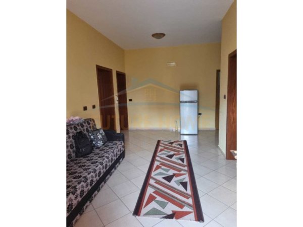 Durres, shes Vile 2+1+Ballkon , 359 m² 280.000 € 