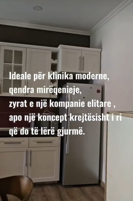 Tirane, Jepet me qera Ndertese 8+1 me 4 kate , 500 m² 4.000 € (Jepet me Qera Super Godine 4-kateshe ne Rrugen e Kavajes.)