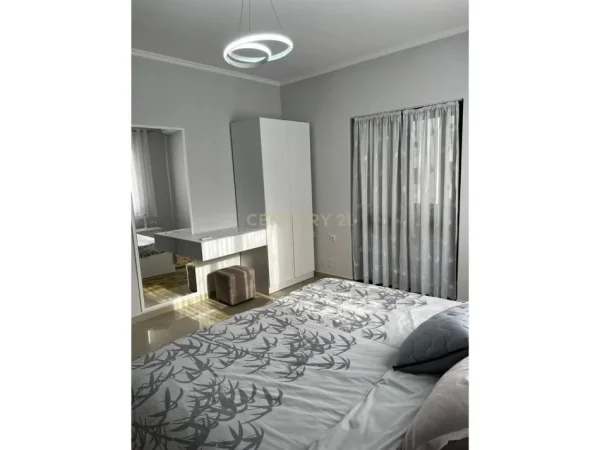 Tirane, jepet me qera apartament Kati 2, 65 m² 600 € (Shkolla e Baletit)