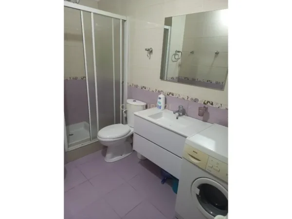 Tirane, jepet me qera apartament Kati 2, 65 m² 600 € (Shkolla e Baletit)