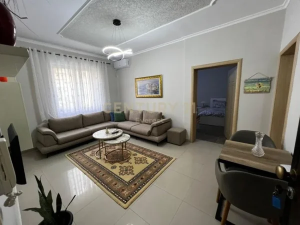 Tirane, jepet me qera apartament Kati 2, 65 m² 600 € (Shkolla e Baletit)