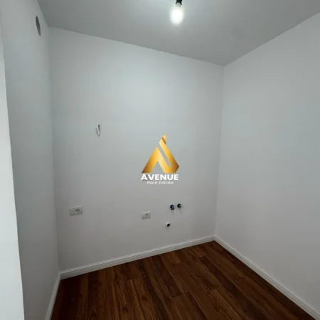 Tirane, shitet apartament 1+1+Ballkon Kati 2, 63 m² 122.000 € (irfan tomini)