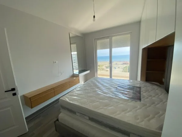 Vlore, shitet apartament 2+1 Kati 5, 109 m² 195.210 € (Rruga Sazani, Plazhi Vjeter)