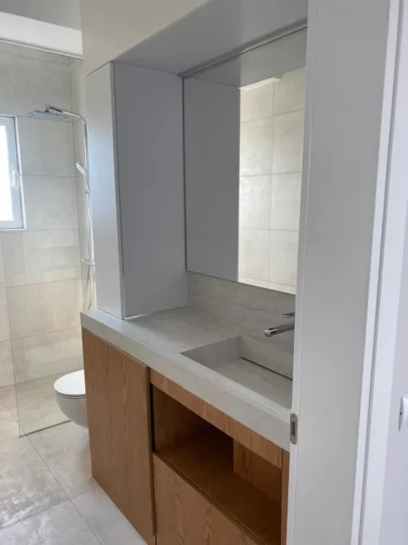 Vlore, shitet apartament 2+1 Kati 5, 109 m² 195.210 € (Rruga Sazani, Plazhi Vjeter)