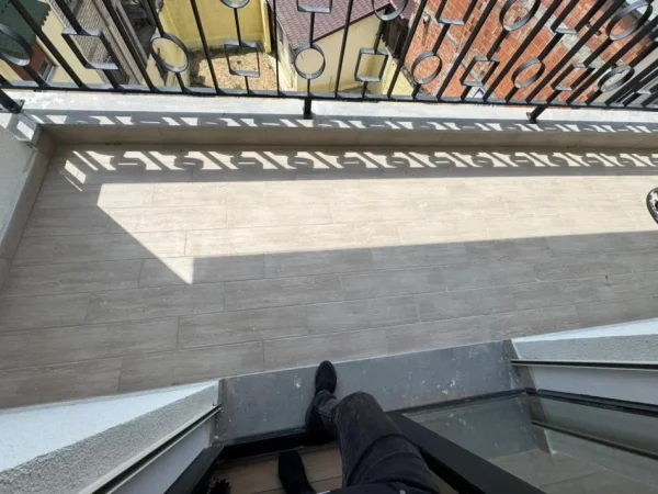 Tirane, jepet me qera zyre Kati 3, 70 m² 500 € (shkolla e baletit)