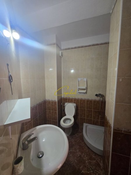Tirane, shitet apartament 3+1 Kati 3, 127 m² 155.000 € (YZBERISHT)