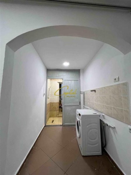Tirane, shitet apartament 1+1 Kati 5, 52 m² 85.000 € (KOMBINAT)