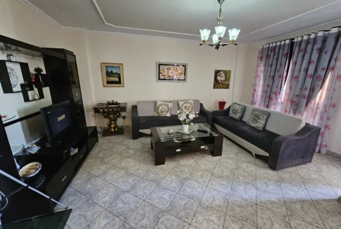 Tirane, shitet apartament 2+1 Kati 5, 116 m² 185.000 € (Bulevardi Bajram Curri)