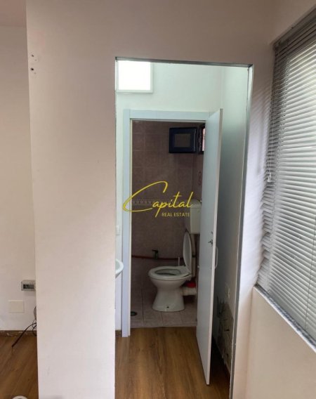 Tirane, jepet me qera ambjent biznesi Kati 2, 57 m² 400 € (RRUGA MYSLYM SHYRI)