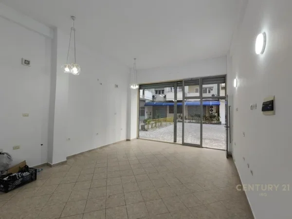 Tirane, jepet me qera ambjent biznesi Kati 0, 42 m² 600 € (Myslym Shyri)