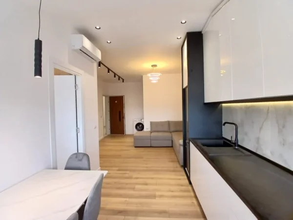 Tirane, shitet apartament 1+1 Kati 7, 45 m² 93.000 € (Don Bosko)