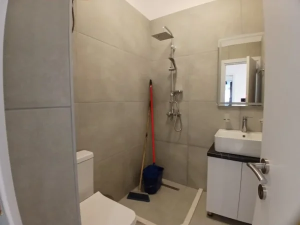 Tirane, shitet apartament 1+1 Kati 7, 45 m² 93.000 € (Don Bosko)