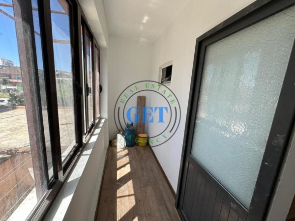 Durres, shitet apartament 1+1+Ballkon Kati 2, 56 m² 69.000 € (Lagjia nr 18)