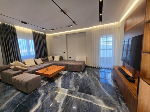 Tirane, jepet me qera apartament 2+1+Aneks+Ballkon Kati 5, 105 m² 1.500 € (Kopshti Botanik)