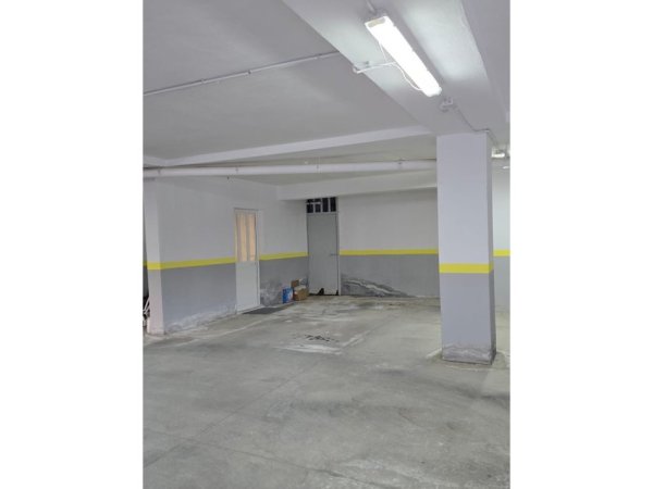 Tirane, jepet me qera apartament 2+1+Aneks+Ballkon Kati 5, 105 m² 1.500 € (Kopshti Botanik)