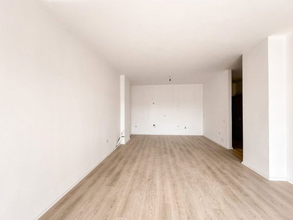 Tirane, shitet apartament 3+1+Aneks+Ballkon Kati 5, 150 m² 230.000 € (Fusha e Aviacionit)