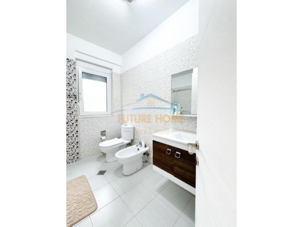 Gjiri Lalezit | Hamallaj, shitet apartament 2+1 Kati 2, 113 m² 240.000 € (Gjiri i Lalezit)