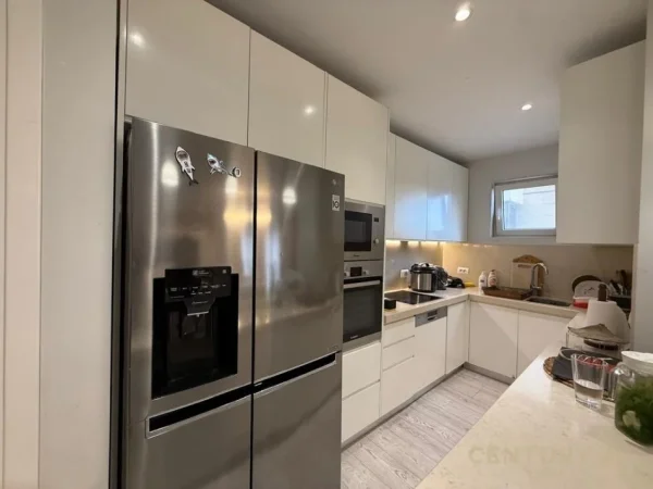 Tirane, shes apartament 3+1+Aneks+Ballkon Kati 7, 152 m² (Air Albania)