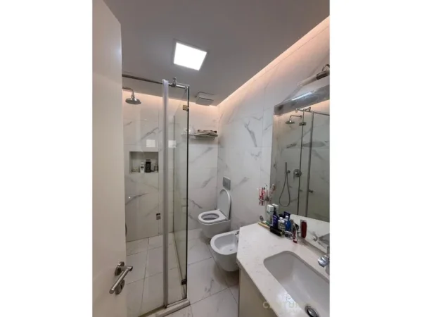 Tirane, shes apartament 3+1+Aneks+Ballkon Kati 7, 152 m² (Air Albania)